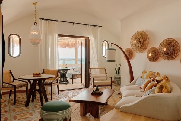 Renovated Luxe Resort Hotels Image 2