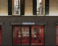 Luxurious Retail Boutiques Image 1