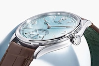 Posh Platinum Timepiece Models Image 4