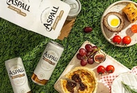 Premium-Quality Canned Ciders Image 1