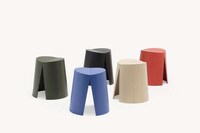 Ultra-Chic Minimalist Seating Designs Image 2