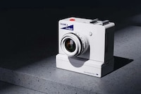 Micro-Sized Mirrorless Cameras
