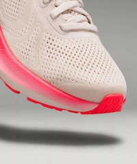 Olympics-Inspired Running Shoes Image 4