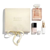 Ultra-Elegant Luxury Fragrance Collections Image 2