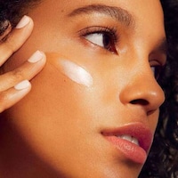 UV Protective Luxury Skincare Image 2