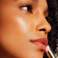 UV Protective Luxury Skincare Image 4