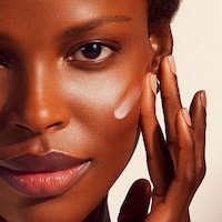 UV Protective Luxury Skincare Image 8