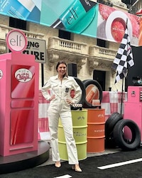 Beauty Brand-Backed Race Cars Image 3