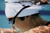 Proprietary Connection Swimming Headphones Image 3