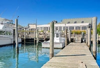 High-End Seafood Restaurants Image 3