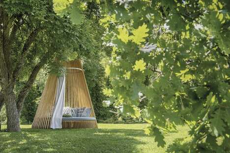 Wooden Structural Outdoor Bedes
