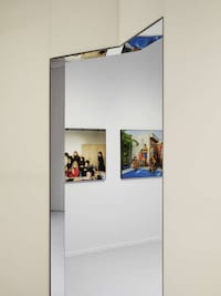 Contemporary Smartphone Exhibitions Image 6