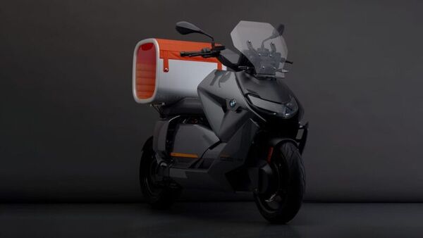 Motorcycle-Friendly Pet Carriers