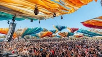 Music Festival Fabric Installations Image 2