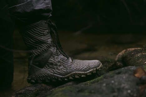 Biomimicry Hiking Boots