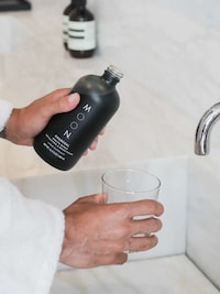Detoxifying Charcoal Mouthwashes Image 4