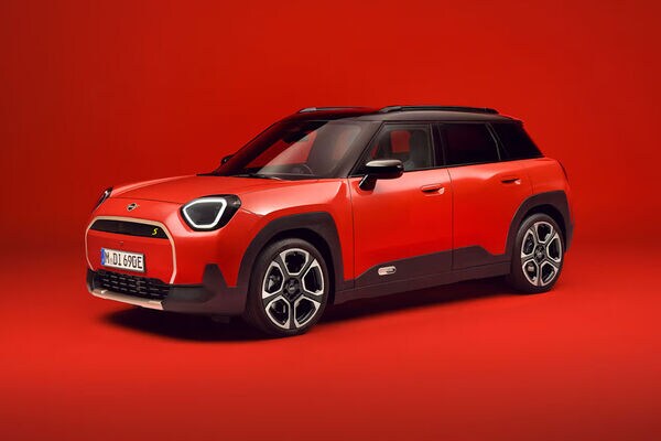 All-Electric Tiny Crossover Cars