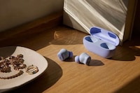 Long-Lasting Wireless Earbuds Image 1
