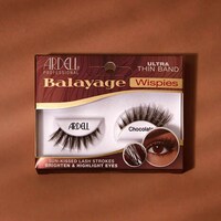Balayage-Inspired False Lashes Image 4