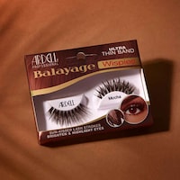 Balayage-Inspired False Lashes Image 5