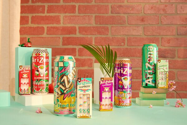 Iced Tea-Inspired Manicures