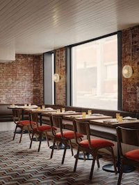 Retro-Tinged Montreal Restaurants Image 2