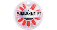 Lifestyle-Inspired Press-On Nails Image 1
