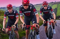Black Carbon Cyclist Timepieces Image 1