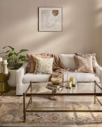 Bollywood Actress-Backed Home Decor Image 4