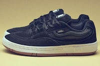 Retro Collaborative Skate Sneakers Image 2