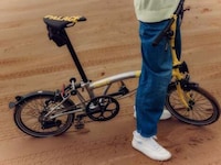 Compact Collaborative City Bikes Image 3