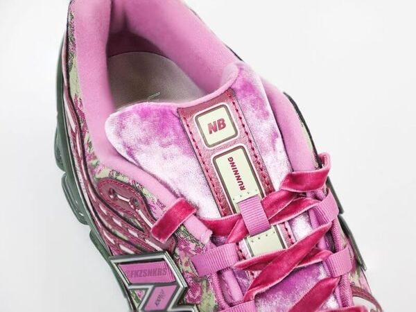 Lush Pink-Floral Lifestyle Sneakers