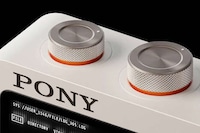 Vintage-Inspired Digital Audio Players Image 8