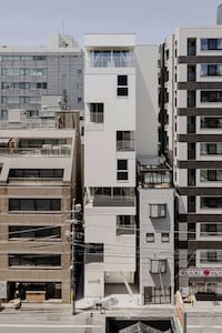 Cut-Out Structural Narrow Hotels Image 1