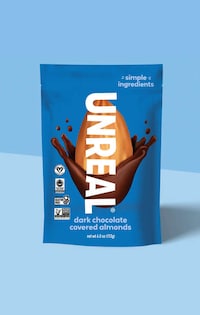 Minimal-Ingredient Chocolate Almonds Image 2