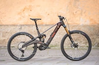 Racing Track-Ready E-Bikes