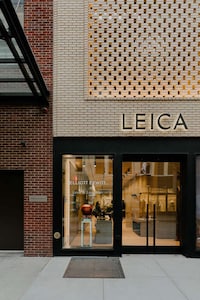 Gallery-Like Elevated Retail Designs Image 3