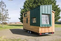 Hosting-Ready Compact Homes Image 3
