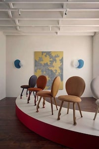 Red Bottom Premium Chairs Image 3