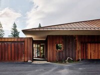 Weatherized Steel Pyramidal House Image 2