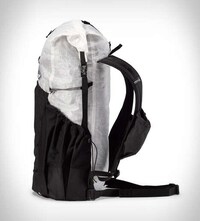 Frameless Featherlight Backpacks Image 3