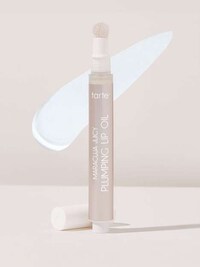 Superfruit Plumping Lip Oils Image 5