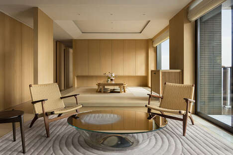 Japanese-Inspired Elevated Pied-&agrave;-Terres