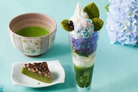 Hydrangea-Celebrating Cafe Desserts Image 3