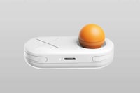 Minimalist Mobile Gaming Controllers Image 8