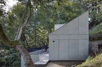 Swiss Army Knife-Resembling Homes Image 2