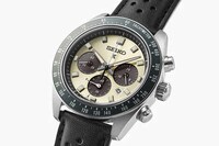 70s-Style Motorsports Timepieces Image 4