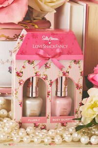 Romantic Nail Polish Packs Image 1