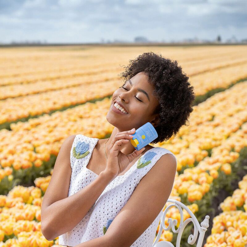 Tulip-Infused Sunscreen Sticks