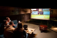 Streaming Service-Approved Projectors Image 5